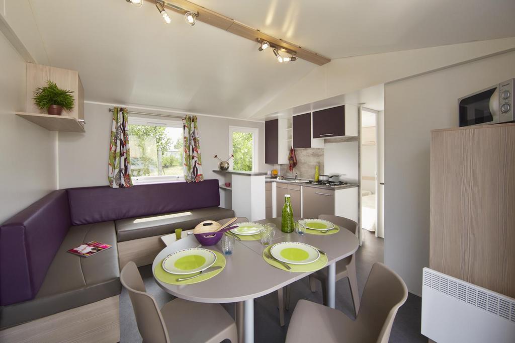 Camping La Sousta**** Remoulins Eksteriør billede