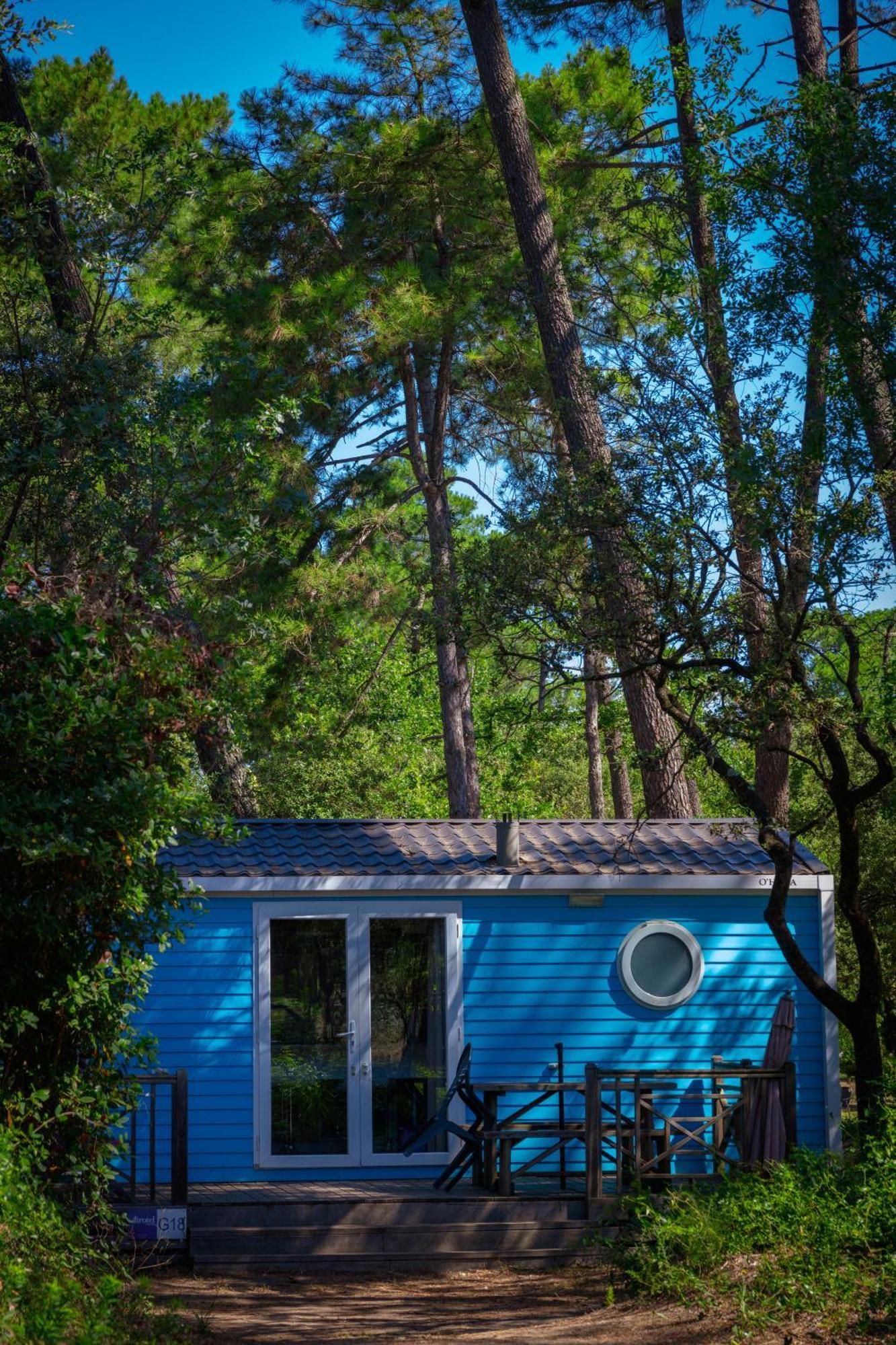 Camping La Sousta**** Remoulins Eksteriør billede