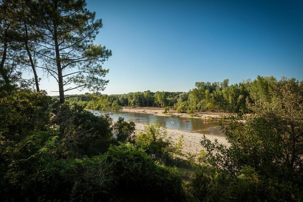 Camping La Sousta**** Remoulins Eksteriør billede