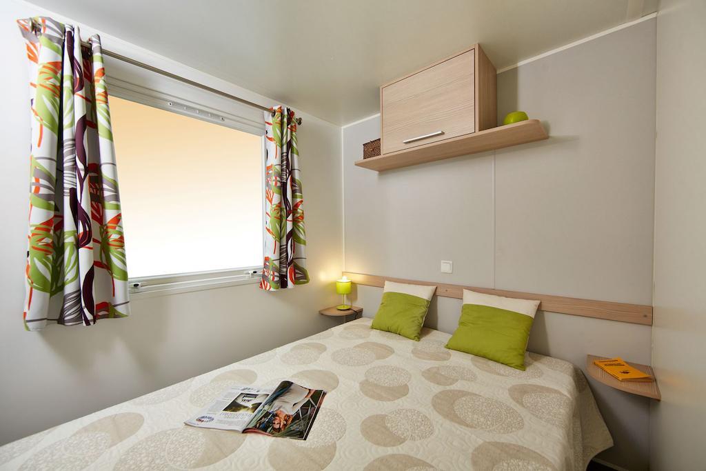 Camping La Sousta**** Remoulins Værelse billede