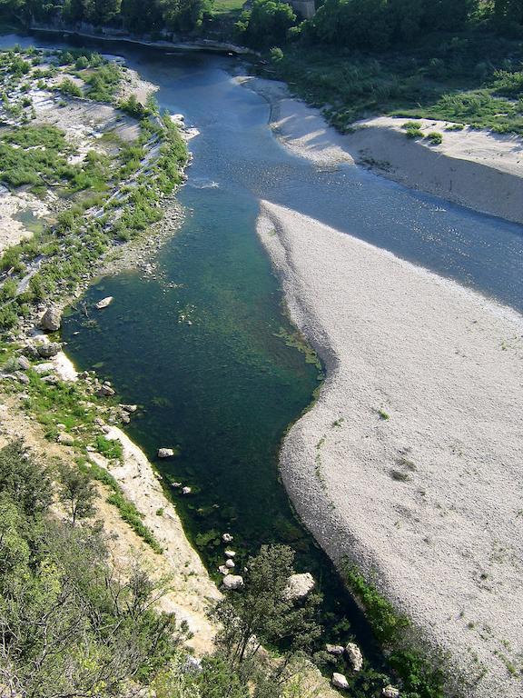 Camping La Sousta**** Remoulins Eksteriør billede